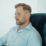 Tunsori perfecte pentru fața ovală - ghidul complet