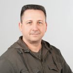 Tunsori perfecte pentru fața rotundă - ghidul complet