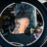 Tendințe în tunsori masculine: ce e în vogă acum
